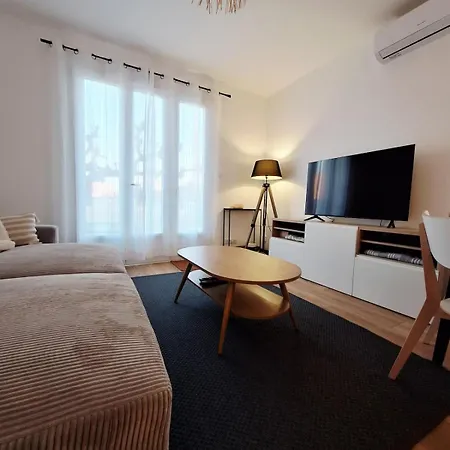 Le Clemenceau- 6pers - 200m, Clim, Pkg Prive Apartman