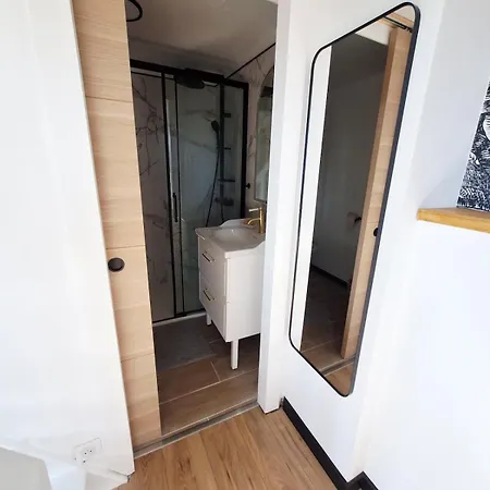 Apartman Le Clemenceau- 6pers - 200m, Clim, Pkg Prive *