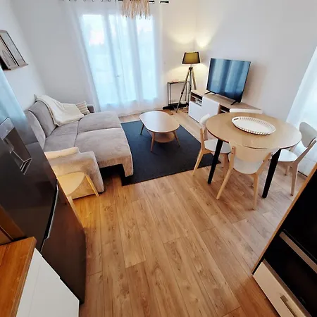 Apartman Le Clemenceau- 6pers - 200m, Clim, Pkg Prive Valras-Plage