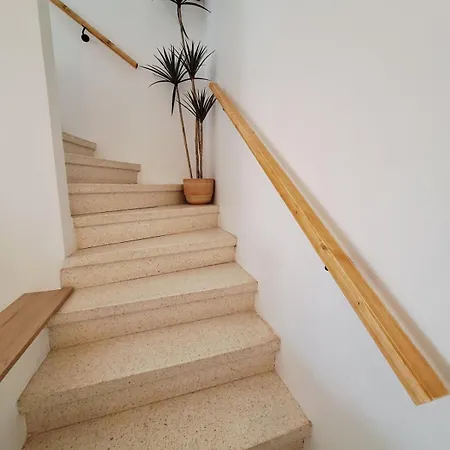 Apartman Le Clemenceau- 6pers - 200m, Clim, Pkg Prive